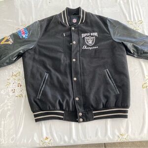 Las Vegas raiders 2XL jacket Super Bowl patches